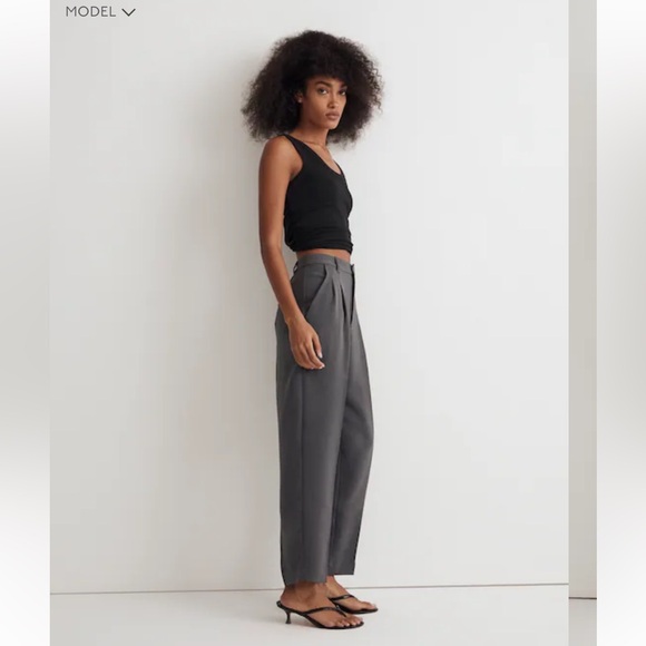Madewell Pleated Tapered-Leg Pants in Easygoing Crepe - Picture 2 of 4